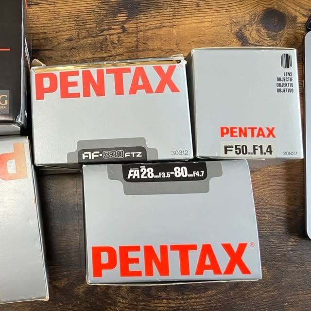 PENTAXのカメラと交換レンズの買取実績