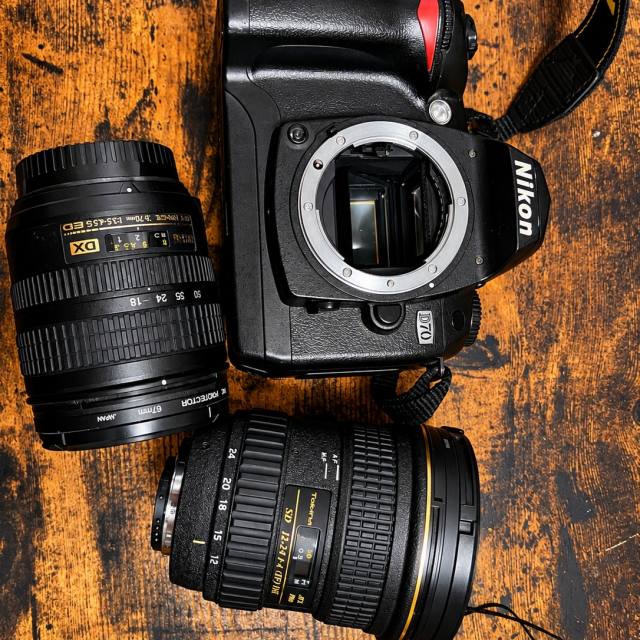 Nikon D70とTokina 12-24mm、Niko…の買取実績